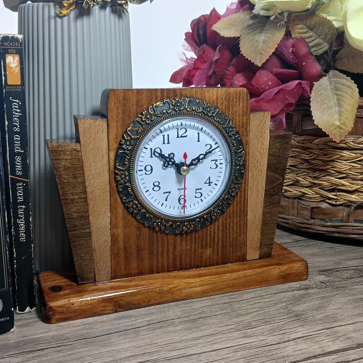 Ventura Wooden Desk Clock
