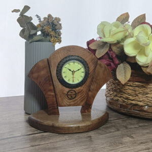 Ahşap masa saati El Yapımı. handmade wooden desk clock