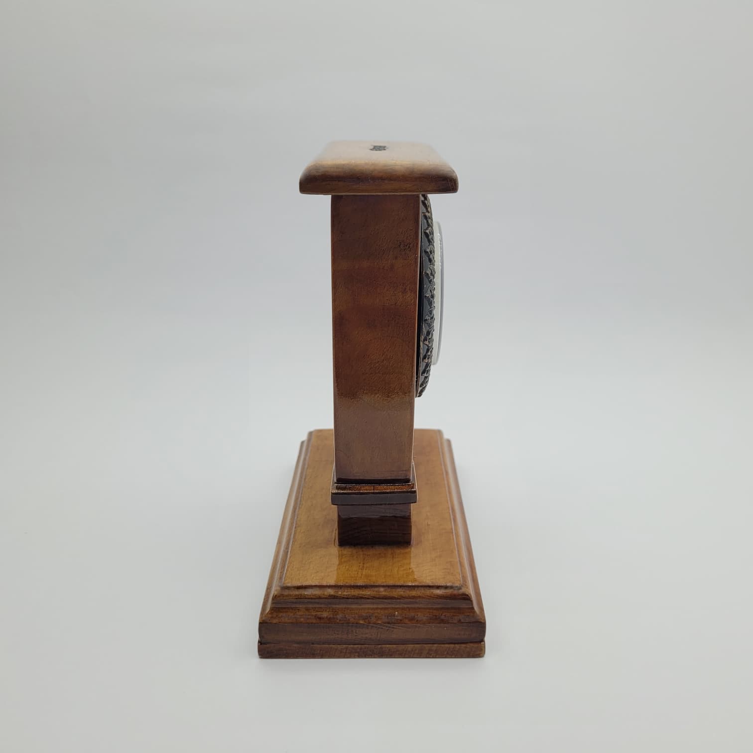 Vinculum Wooden Desk Clock